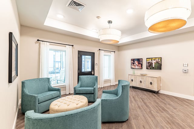 Cloverland-Park_Seating-Area-w-Photos